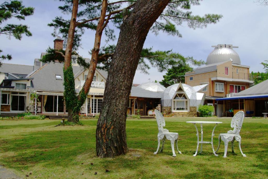 Minami Aso Luna Observatory Auberge Mori no Atelier Minamiaso Eksteriør billede